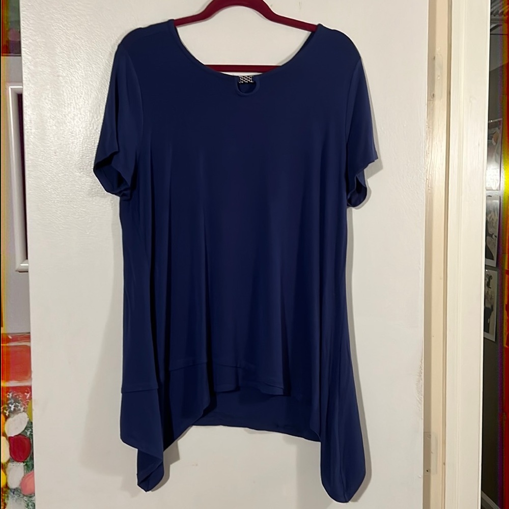 Perry Ellis blue cap sleeve tunic length top